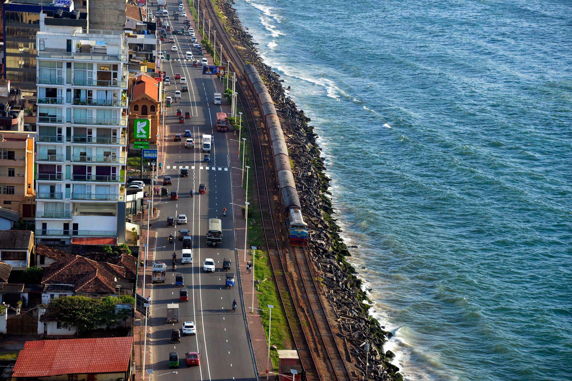 列国鉴·斯里兰卡丨记者观察：新总统访华<strong></p>
<p>如何对冲货币贬值</strong>，斯里兰卡冀斯中关系取得新进展