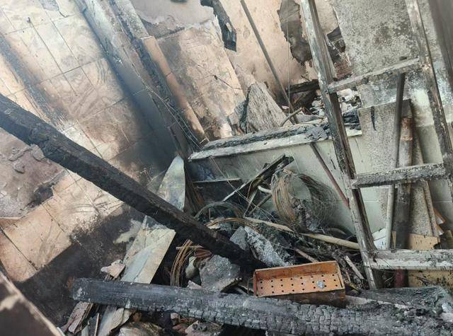 离谱！北京一女子电热毯起火后换房接着睡<strong></p>
<p>2018年如何炒币</strong>，烧毁一排房屋……