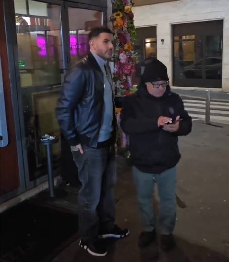 庆祝意甲30球特奥宴请米兰队友吃晚饭<strong></p>
<p>新手如何炒币</strong>，小图拉姆和帕瓦尔出席