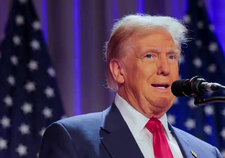 听到巨额欠款后<strong></p>
<p>如何抢别人的迷你币</strong>,特朗普后悔了,重新“进群”的条件,竟然和中国有关