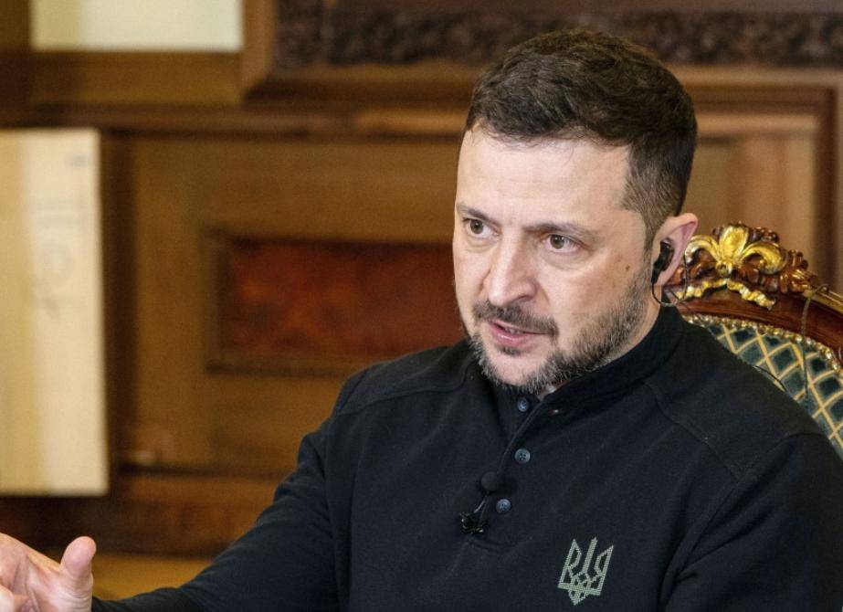 乌克兰传来重大噩耗！泽连斯基一声令下<strong></p>
<p>如何进入币圈</strong>，6万人连夜逃跑，局势生变