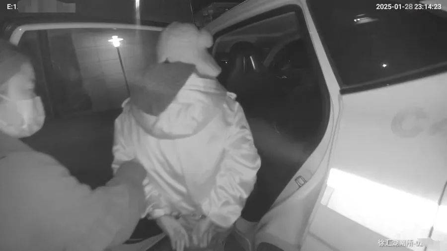 上海一家政阿姨上岗3天就说发烧乏力<strong></p>
<p>熊市如何炒币</strong>，匆忙回家工资都没要！果然有蹊跷