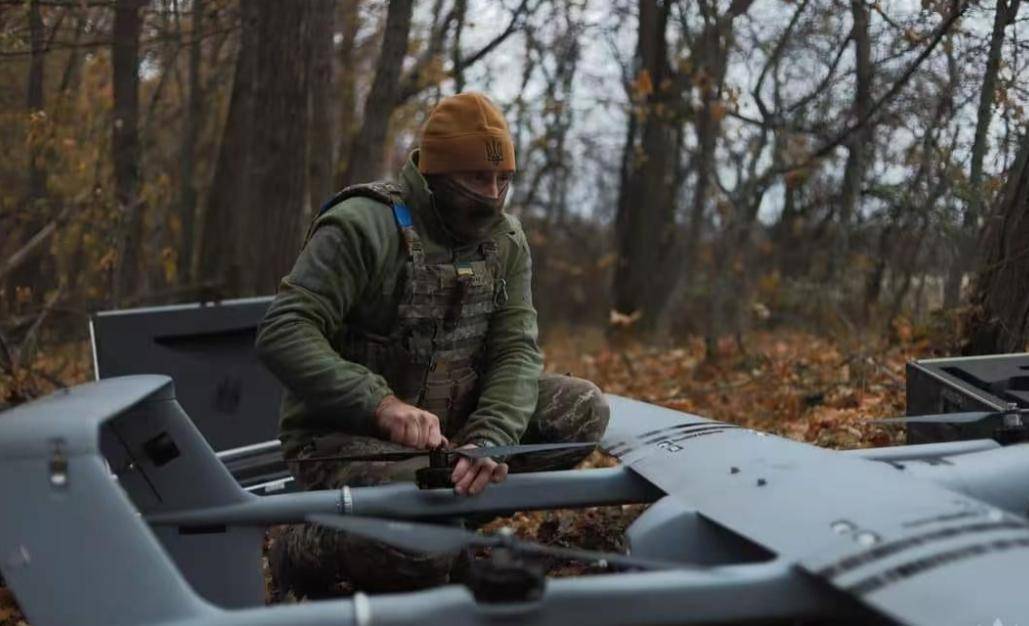 没想到<strong></p>
<p>如何加入币圈</strong>，泽连斯基是个“狠角色”！深夜号令乌军，对美俄目标开打