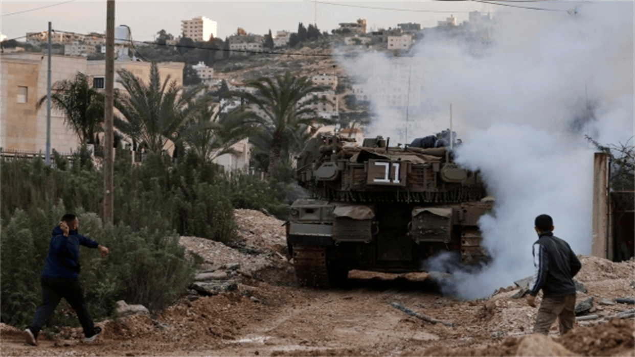 以军战机从头顶飞过！45万人怒喊“以色列去死<strong></p>
<p>主流币如何选</strong>，美国去死”