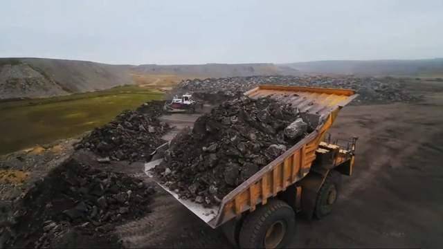 抛出一颗“震撼弹”<strong></p>
<p>主流币如何选</strong>，泽连斯基愿意辞职，但有1个前提条件