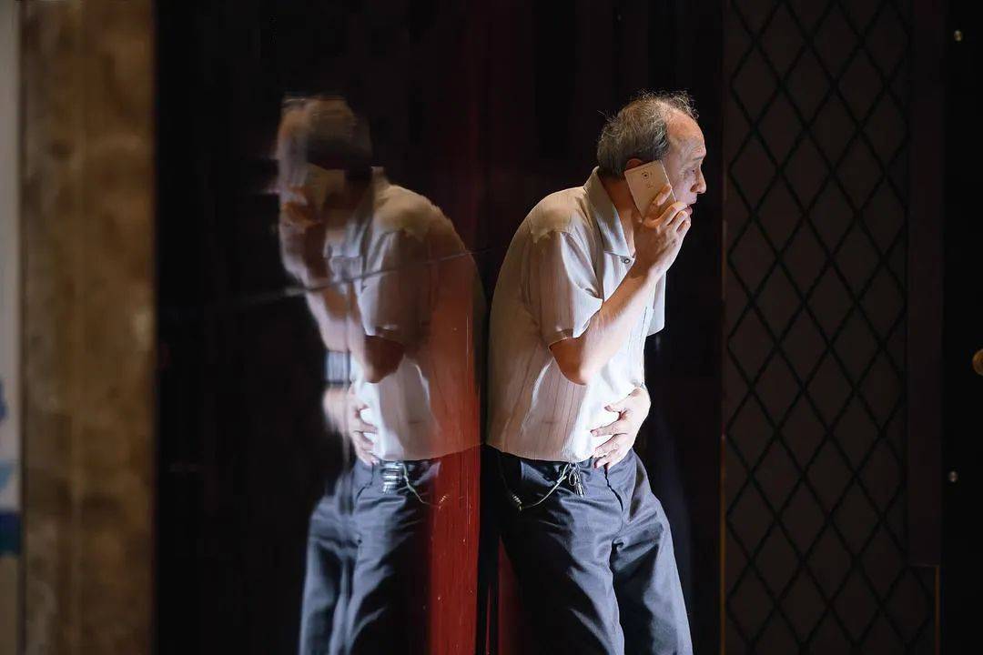 怕被子女掏空棺材本的老人<strong></p>
<p>如何利用行业消息去炒币</strong>，开始“养老防儿”