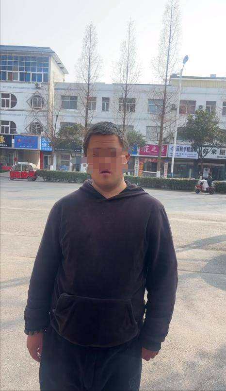 山东一单亲妈妈直播间阻止网友辱骂“唐宝”少年遭上门殴打<strong></p>
<p>交易指数如何计算</strong>，警方：已受理案件，正调查