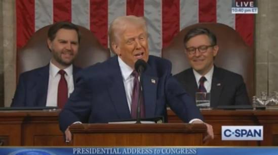 特朗普:鲁比奥管事<strong></p>
<p>云币网如何炒币</strong>,没办好就怪他 鲁比奥:笑不出