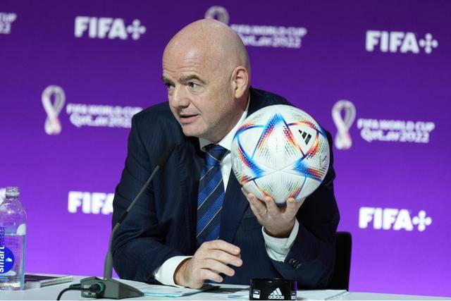 国足<strong></p>
<p>如何更新软件</strong>，被“抬进”世界杯？