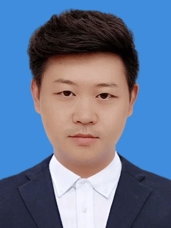 生于1989年<strong></p>
<p>可转换债券如何交易</strong>，李伟涉嫌严重违纪违法