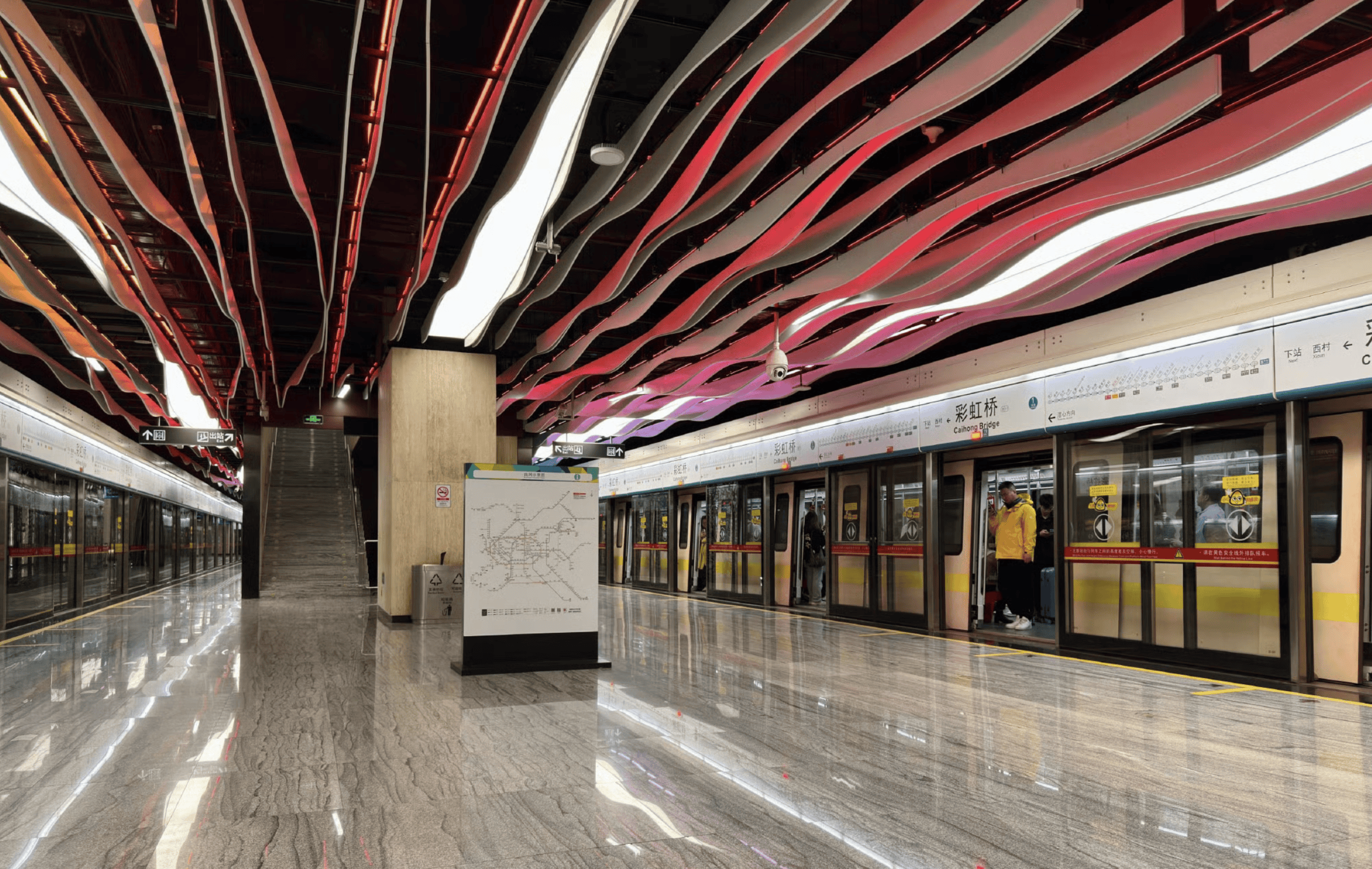 被外交部发言人“种草”<strong></p>
<p>炒币如何看盘</strong>！广州的地铁站到底有多美