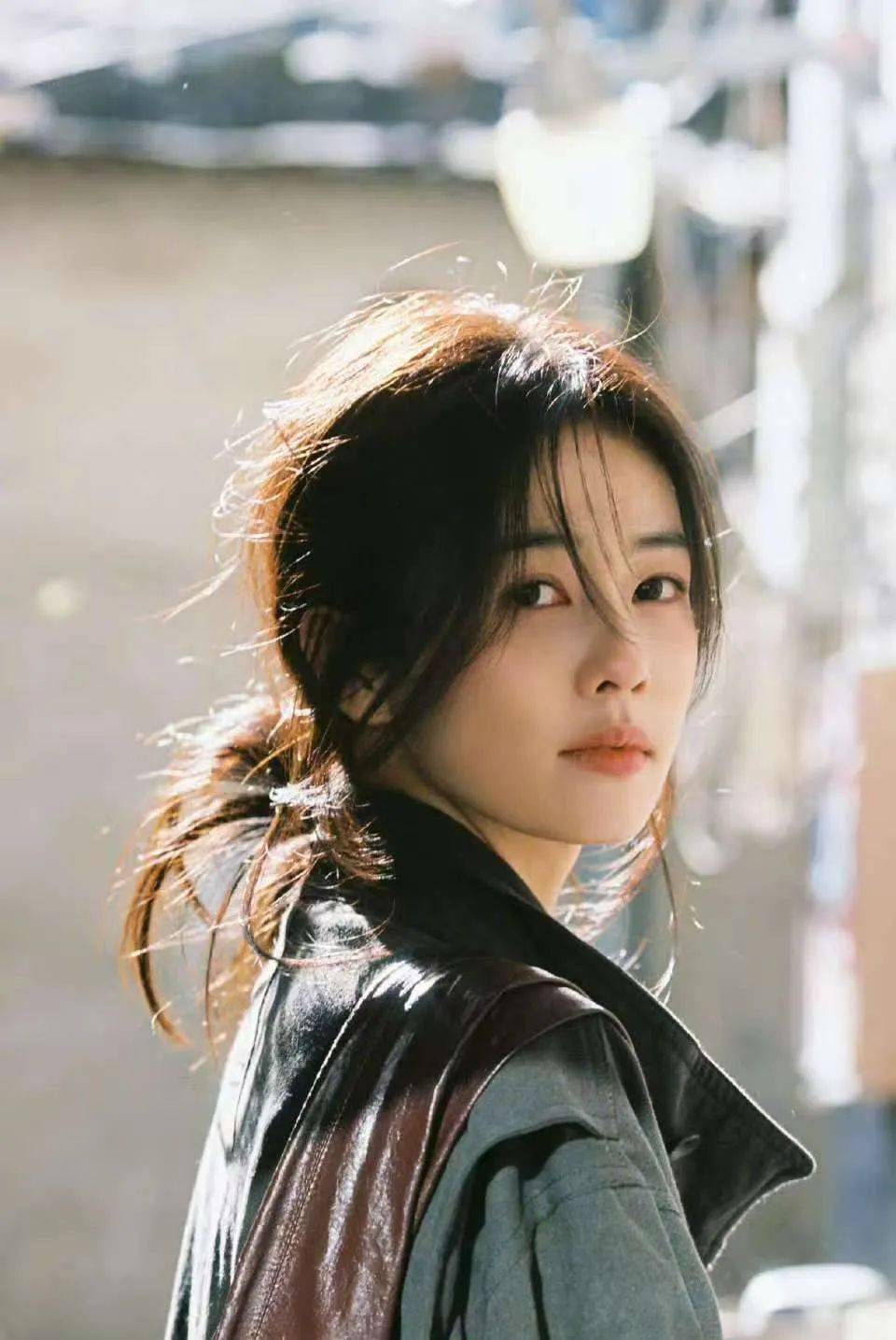 “连小学生都不会犯错的！”知名女星白鹿发文被吐槽<strong></p>
<p>货币超发如何保值</strong>，老板于正回应