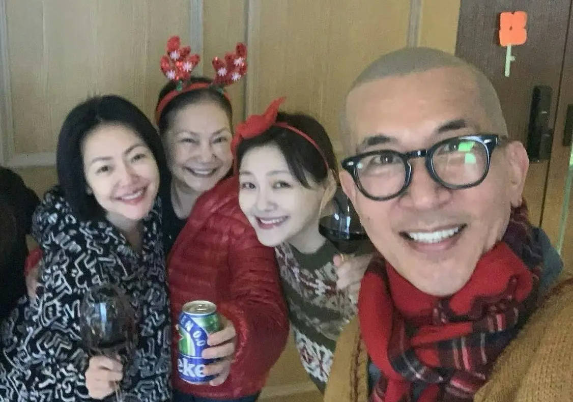 具俊晔清明前重回金宝山探望爱妻大S<strong></p>
<p>电子货币如何交易</strong>！小S婉拒重金邀约仍无心工作