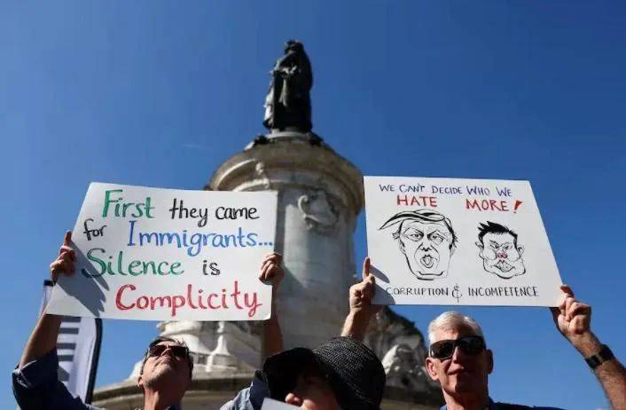 哄堂大笑！对等关税生效<strong></p>
<p>如何充币</strong>，第一个倒下的国家竟是美国自己？