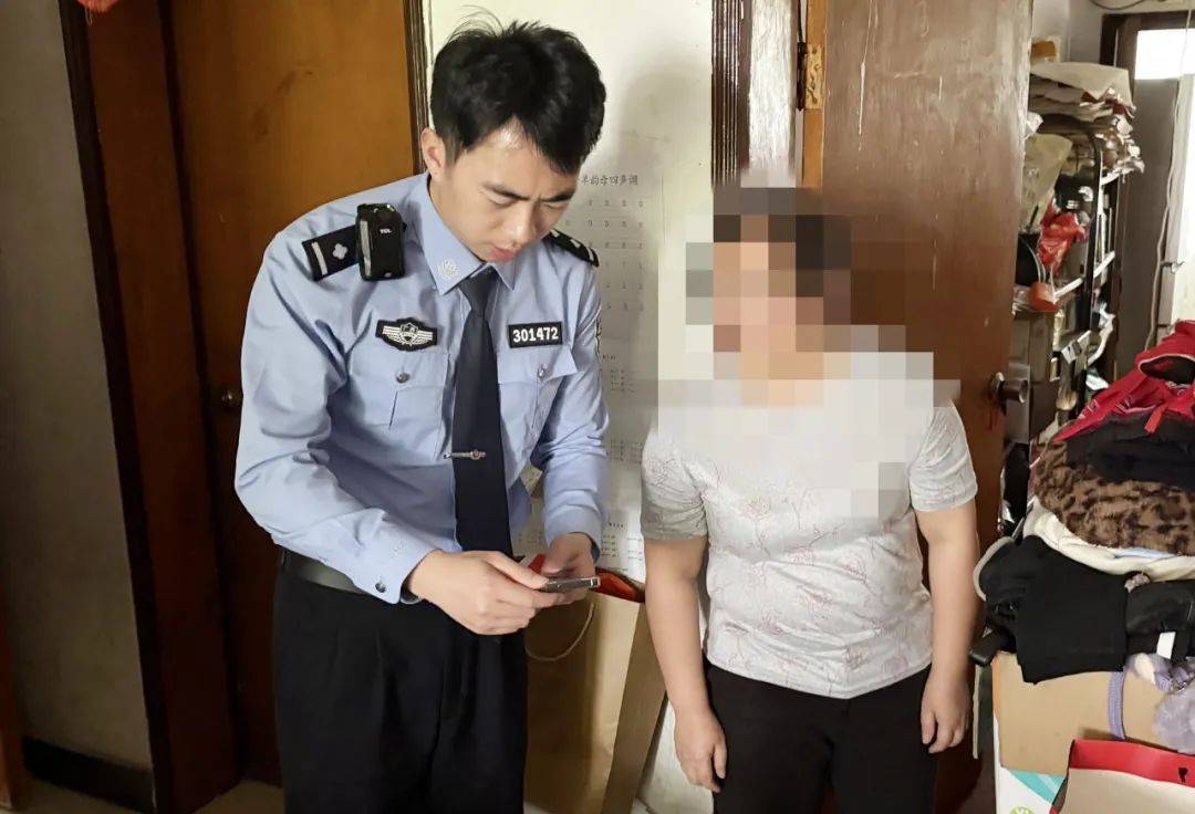 事发桂林<strong></p>
<p>如何买洪门洪币</strong>！背包里装的1000000元现金被警方紧急拦截