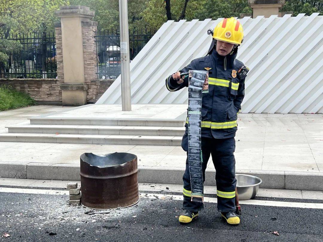 10多秒飙到400℃<strong></p>
<p>如何买洪门洪币</strong>！不少浙江人在用…