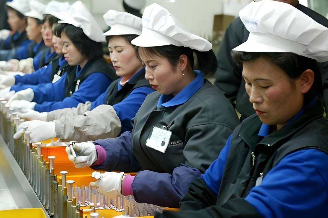 俄罗斯仓库出现多名朝鲜女工？俄朝此举或实现互利共赢<strong></p>
<p>如何玩转币圈</strong>，双方都赚大了