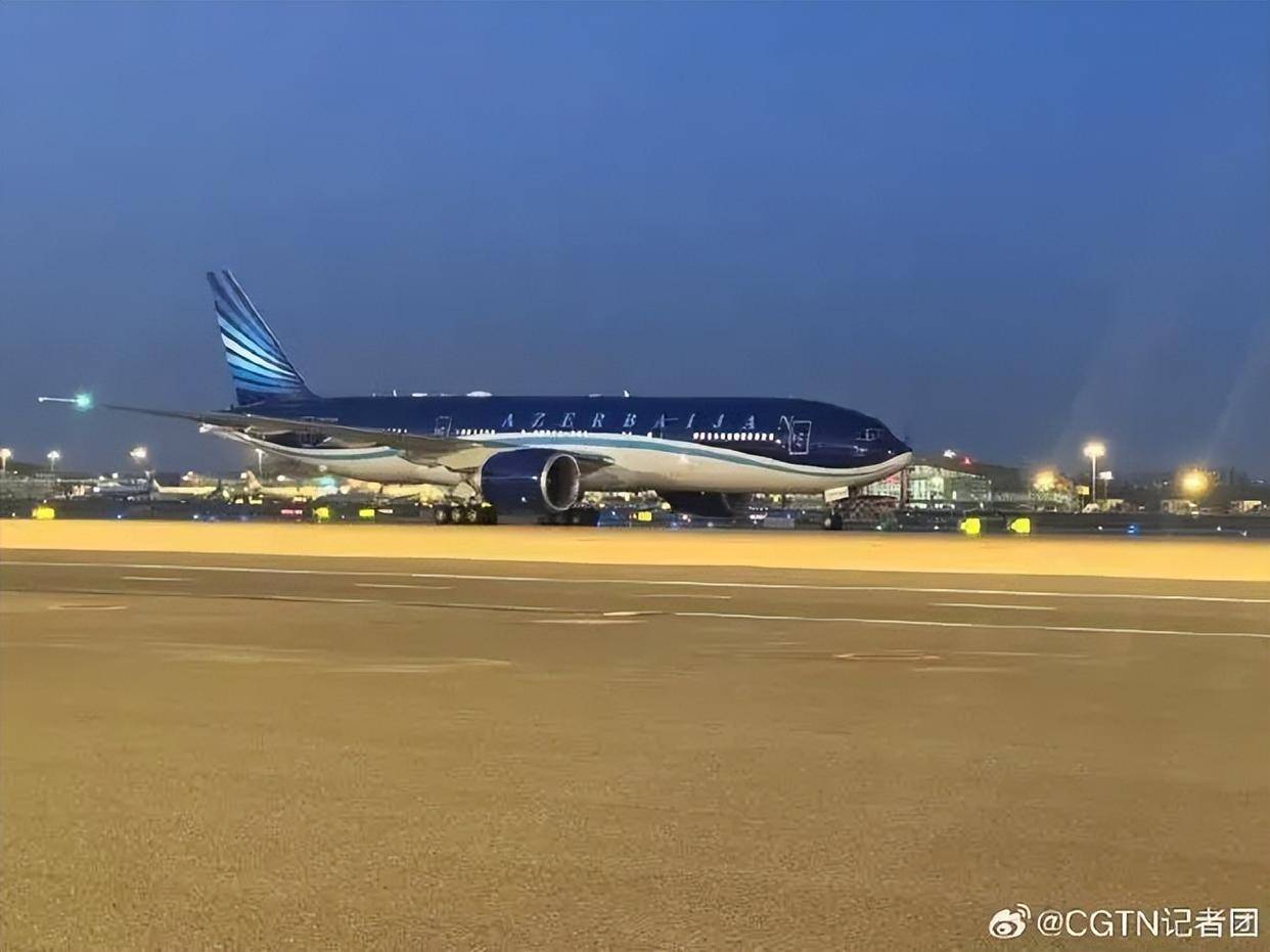 今晚<strong></p>
<p>如何成为炒币高手</strong>，两国总统乘机抵京