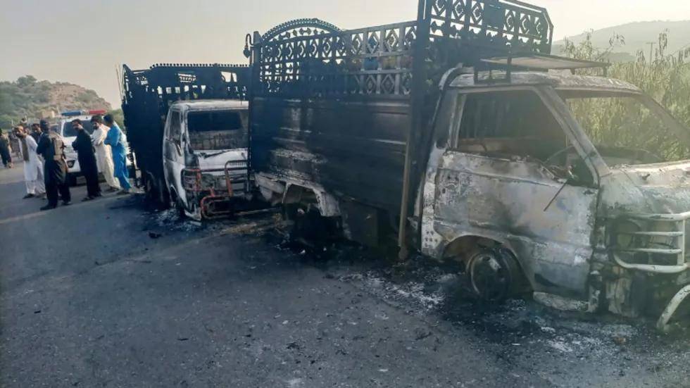 印度航母行踪曝光!180度掉头返航<strong></p>
<p>广州</strong>,这是在躲巴基斯坦的导弹吗?