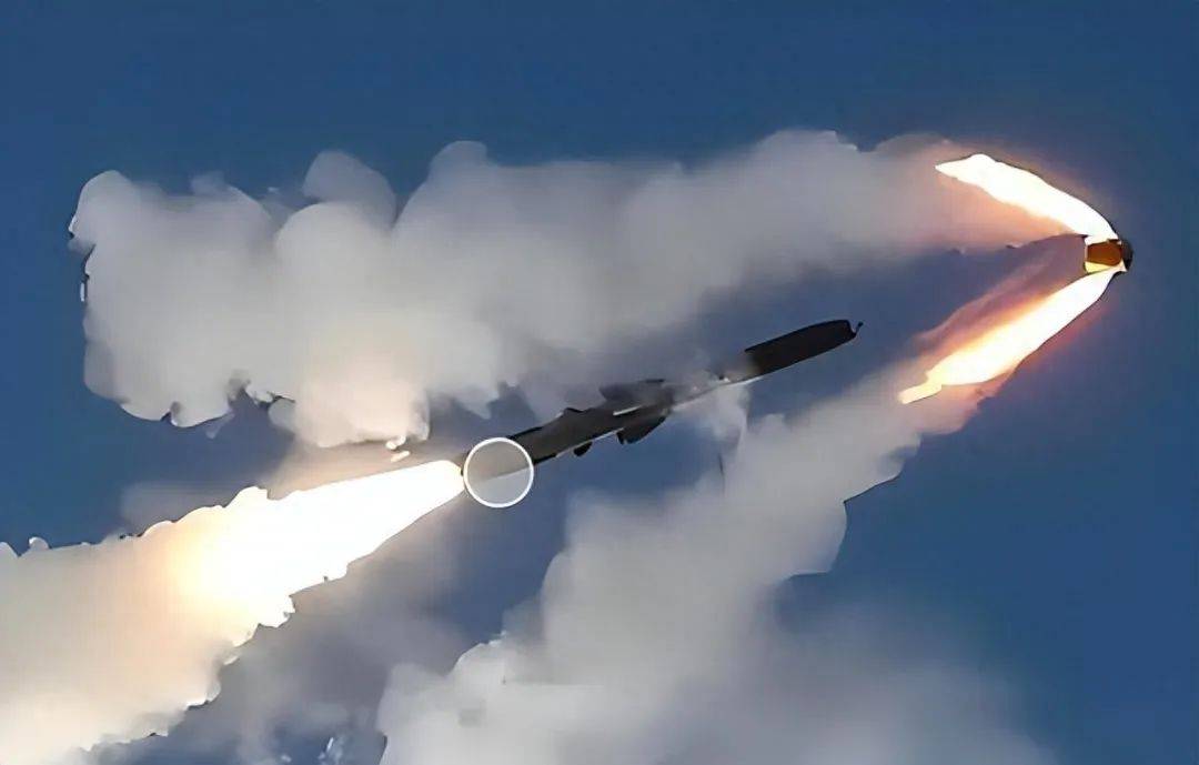 “航母杀手”现身台海<strong></p>
<p>广东</strong>,美军围堵意图昭然若揭,中国如何破局?