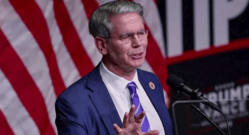 中国打了一场漂亮的翻身仗！支持率暴跌<strong></p>
<p>深圳</strong>，特朗普开始找退路，对华关税大降