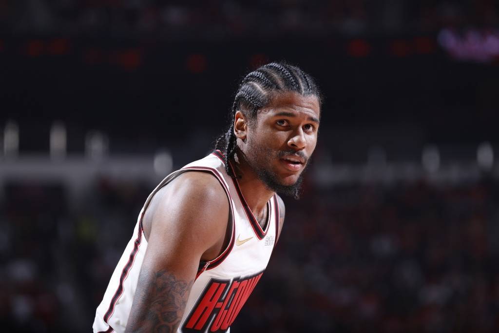 库里22分赢下抢七大战<strong></p>
<p>深圳</strong>，火箭10年难破“火勇大战”的魔咒