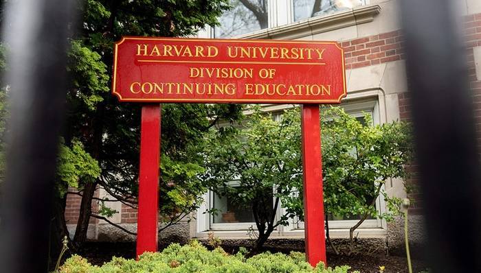 不再提供联邦拨款<strong></p>
<p>东莞</strong>，美国政府宣布对哈佛大学“断粮”