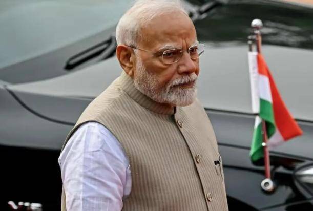 印度不服气<strong></p>
<p>葡萄糖</strong>，大量战机升空，印媒公开炫耀，马克龙的心又悬起来了