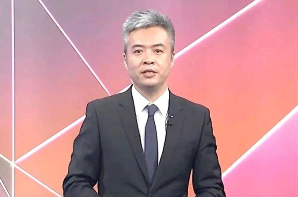 时隔2年<strong></p>
<p>葡萄糖</strong>，前央视主持人露面！此前被控行贿超950万元