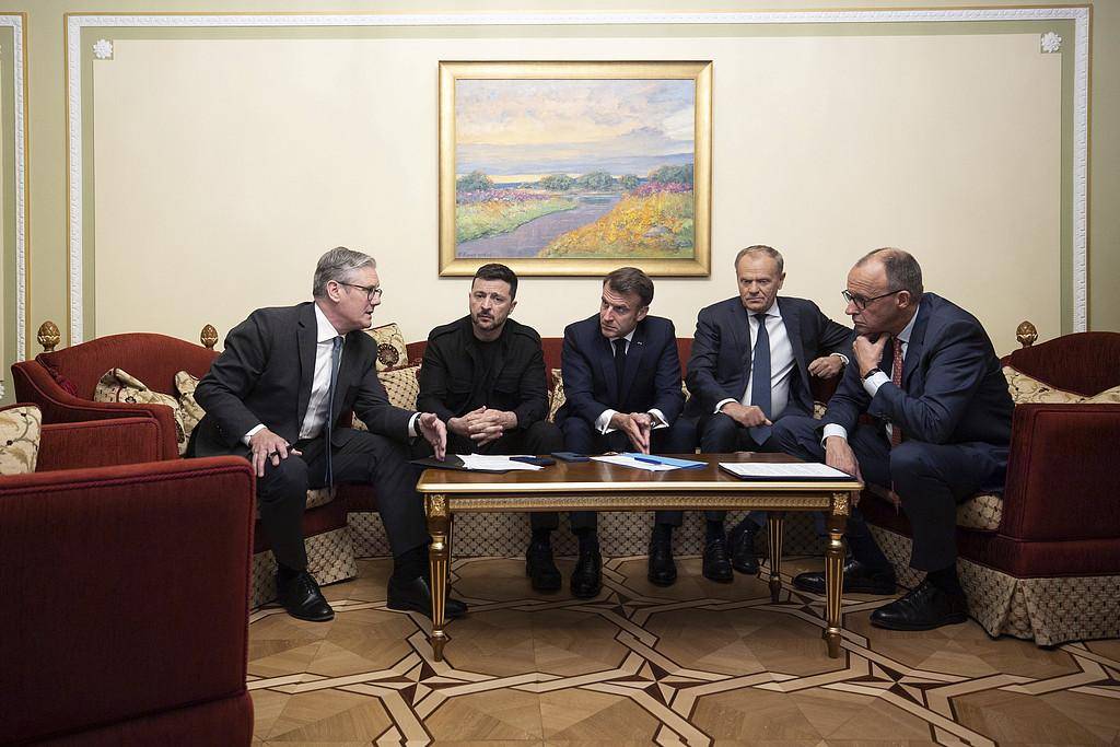 特朗普表态:或亲赴土耳其斡旋俄乌和谈 泽连斯基高喊支持