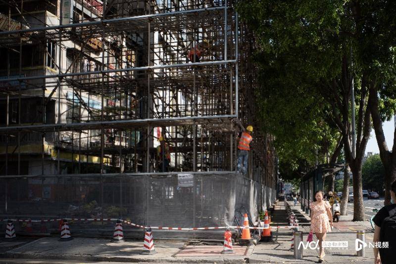 脚手架全包围<strong></p>
<p>葡萄糖</strong>，名噪一时的“广州文和友”进入拆建改造阶段