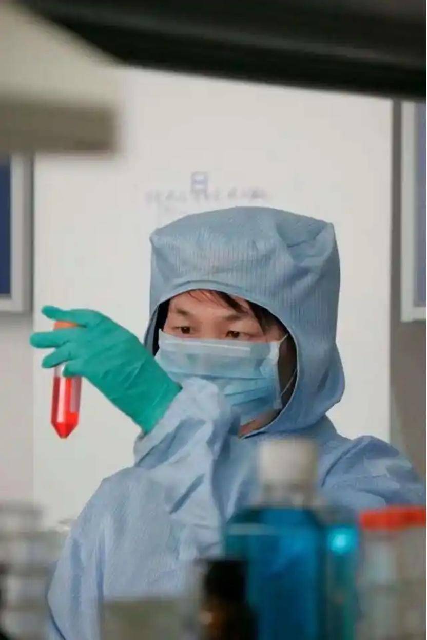 深挖 | “西北大学副校长范代娣成陕西首富”系乌龙<strong></p>
<p>钙片</strong>，但她的人生如同开挂