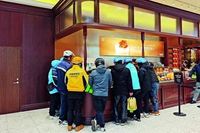 外卖大战<strong></p>
<p>钙片</strong>，要熄火了？
