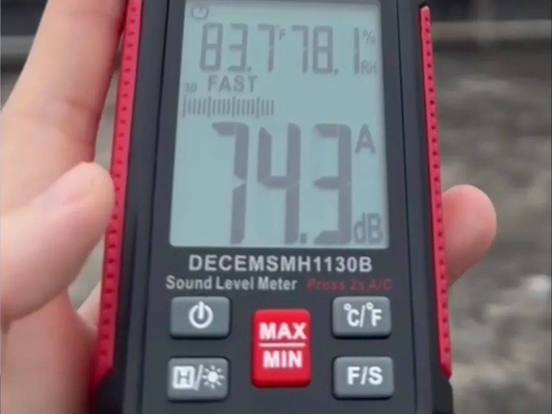 “一小时飞过8架”“感觉屋在抖”！深圳有小区遭遇<strong></p>
<p>绣花</strong>，市民：睡不着