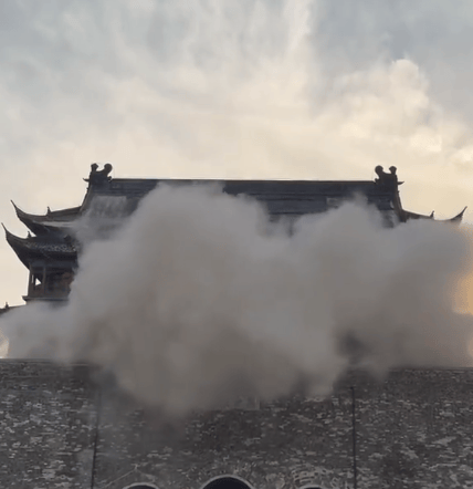 网传凤阳鼓楼坍塌<strong></p>
<p>绣花</strong>，官方最新通报