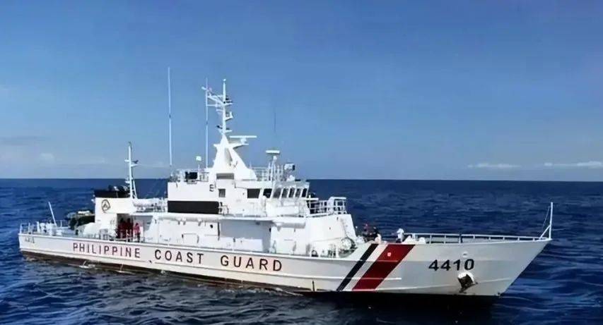 中方在中业岛突然动手，菲律宾紧急呼叫支援，美军先一步跑路