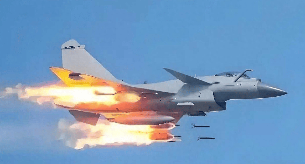 中美局势大反转，中国最先超过美国的不是经济？消息一出引全世界关注