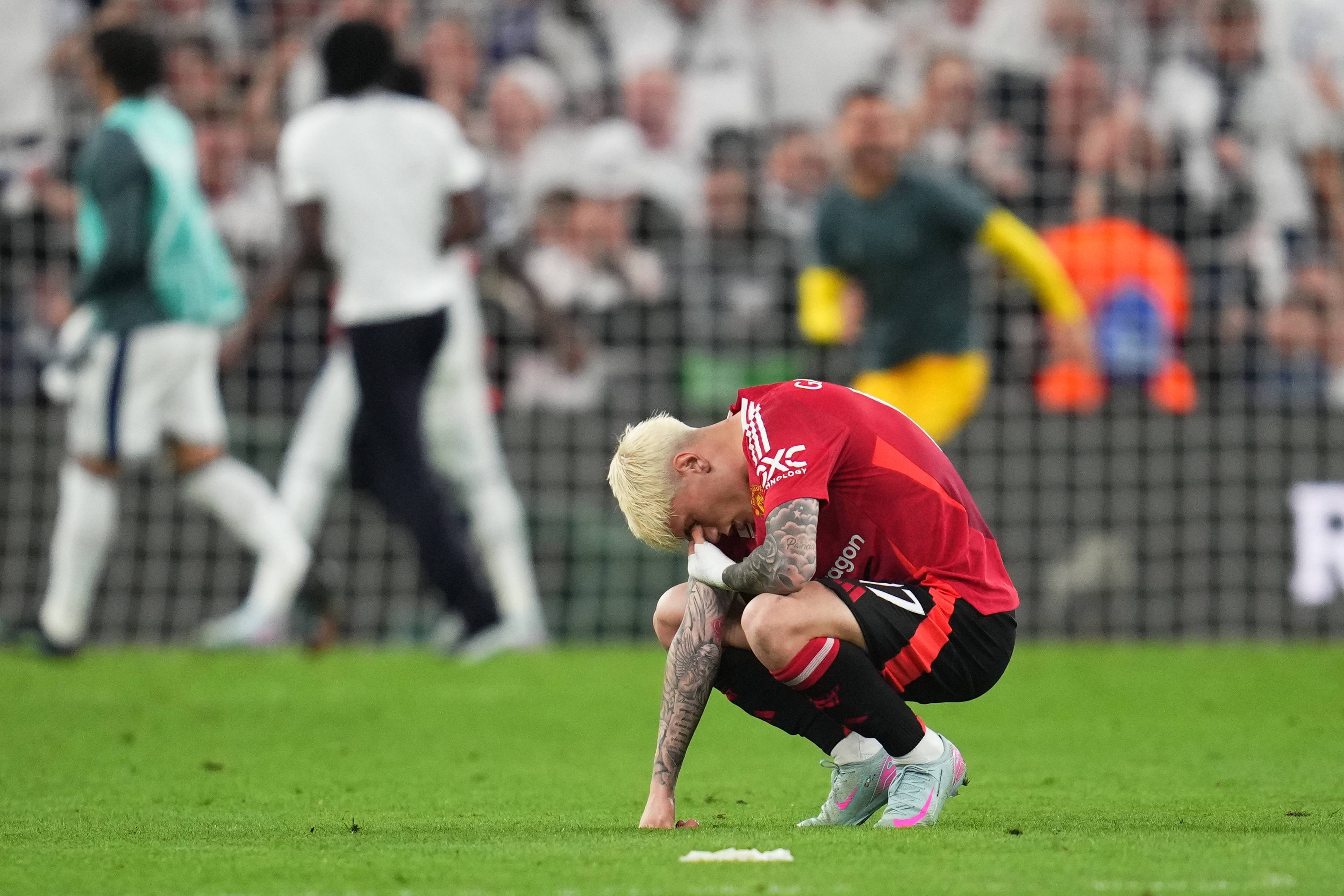 邮报：阿莫林的狠话让加纳乔和队友都确信<strong></p>
<p>sks</strong>，他的曼联生涯结束了