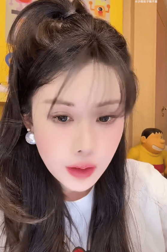 37岁网红韦雪官宣与23岁男友和平分手！现在是“好朋友、家人、队友”<strong></p>
<p>sks</strong>，仍会共同工作