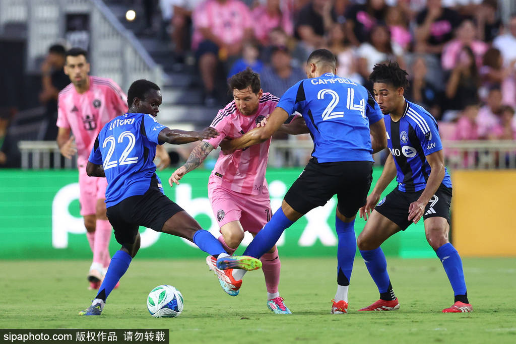 美职联-梅西双响苏亚雷斯2球 迈阿密国际4-2近5场首胜