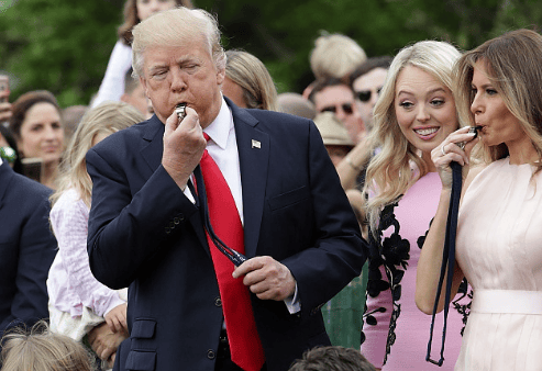 想不到美国也有今天？特朗普终于开始怕了，3路人马抵京“求和”