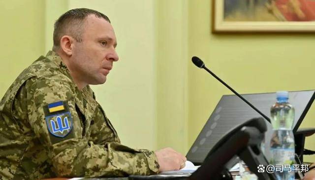 前线大捷<strong></p>
<p>a币</strong>，撤换陆军司令后，泽连斯基亲自指挥，摧毁俄41架轰炸机