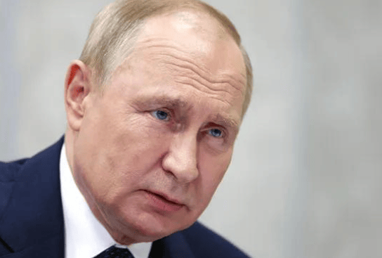 中国向20家俄军工厂<strong></p>
<p>大饼</strong>，大规模“输血”？外交部表态，语气强硬