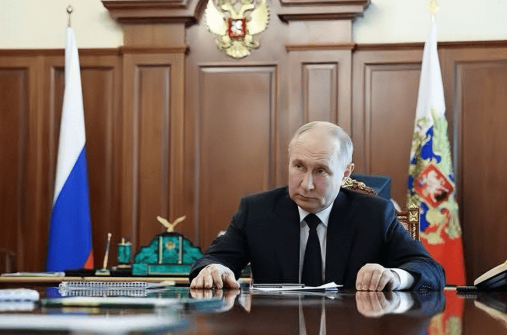 10倍高超音速导弹瞄准基辅！泽连斯基表态不怕俄罗斯怒火<strong></p>
<p>贰佰</strong>，但仍愿与普京会晤