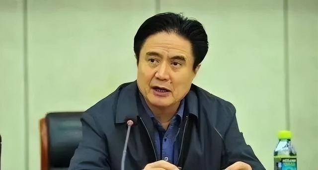 原中央委员、省委书记造成恶劣政治影响！刚刚<strong></p>
<p>娜英</strong>，被公诉！今年已有4个正部级干部受处分