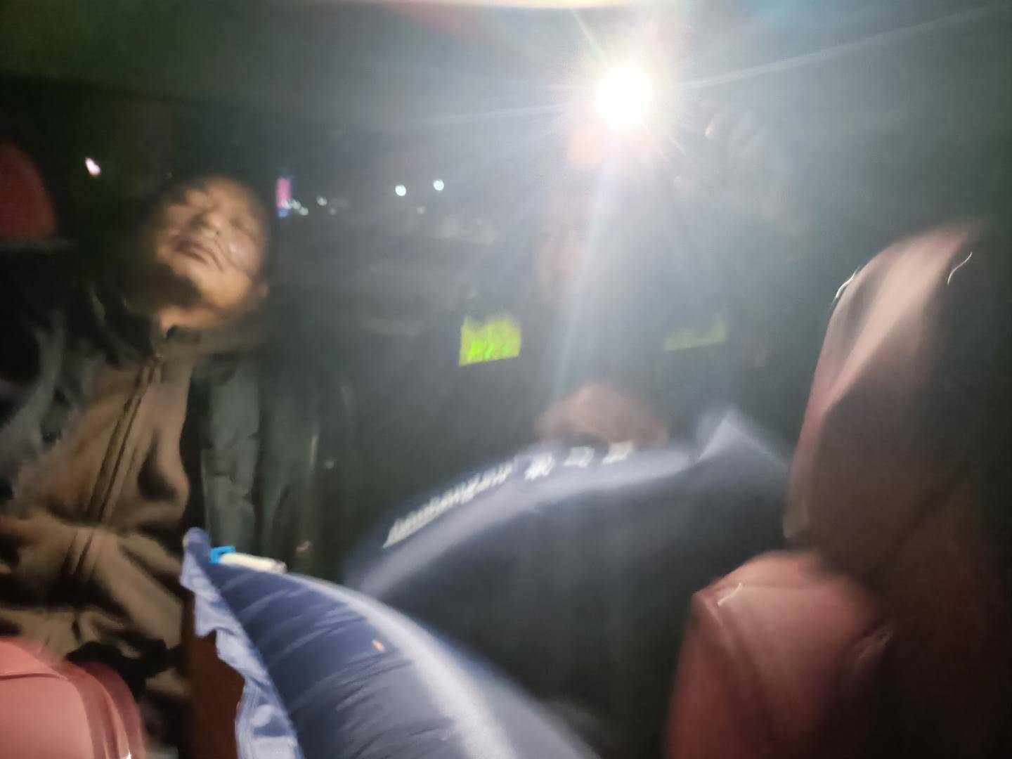 “救救我！”货车司机第一次上青藏高原重度高反<strong></p>
<p>王祖蓝</strong>，高速路收费员发现异常紧急送医