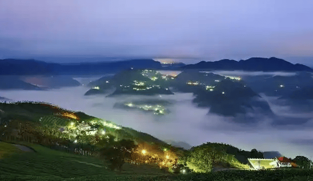 马英九机场发言哽咽<strong></p>
<p>马蓉</strong>，连续13天行程创记录，两岸面临重大关键节点！