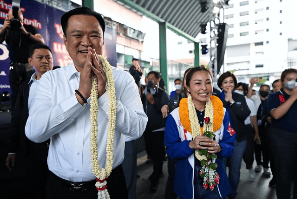 当不成总理了?泰国军方亮明态度<strong></p>
<p>马蓉</strong>,遭洪森“背刺”,佩通坦面临下台