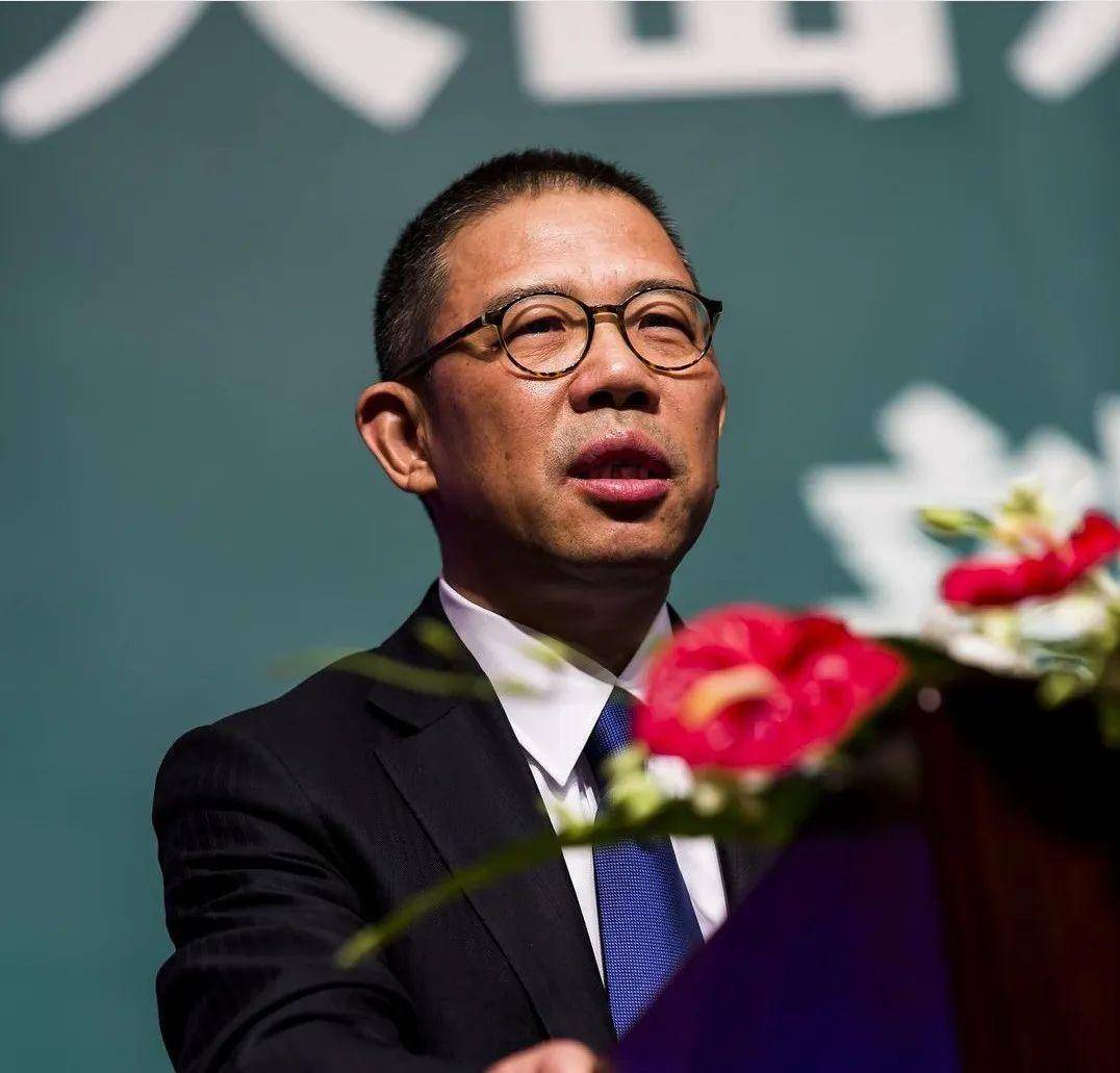 钟睒睒资本版图再扩张<strong></p>
<p>上海</strong>，拟34亿元投资山西女首富！