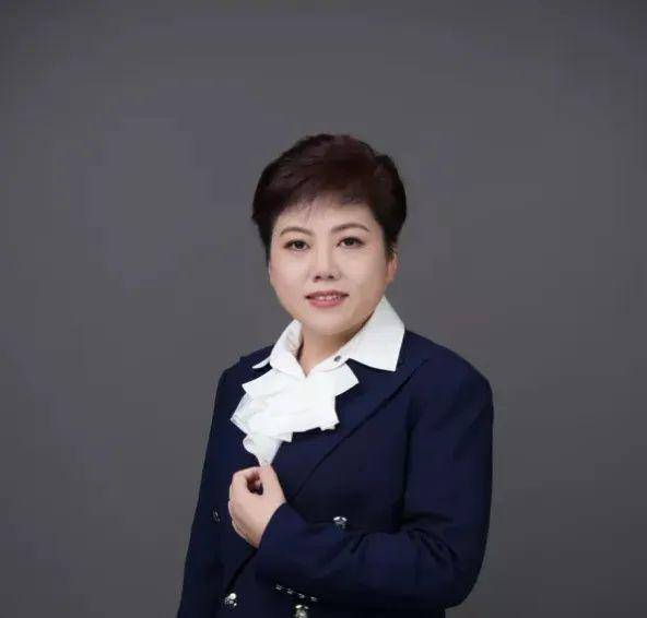 钟睒睒资本版图再扩张<strong></p>
<p>上海</strong>，拟34亿元投资山西女首富！